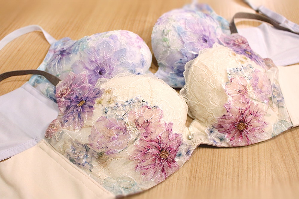 2月12日はブラの日！ 2,000名調査で見えた「令和のブラ事情」