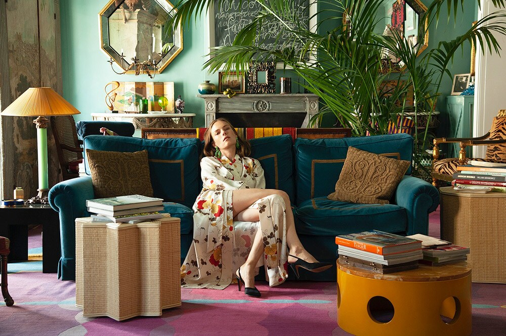 日本のシルクのアーカイブからインスパイアされた柄を使用したキモノローブで優雅な時間を（Morpho＋Luna）