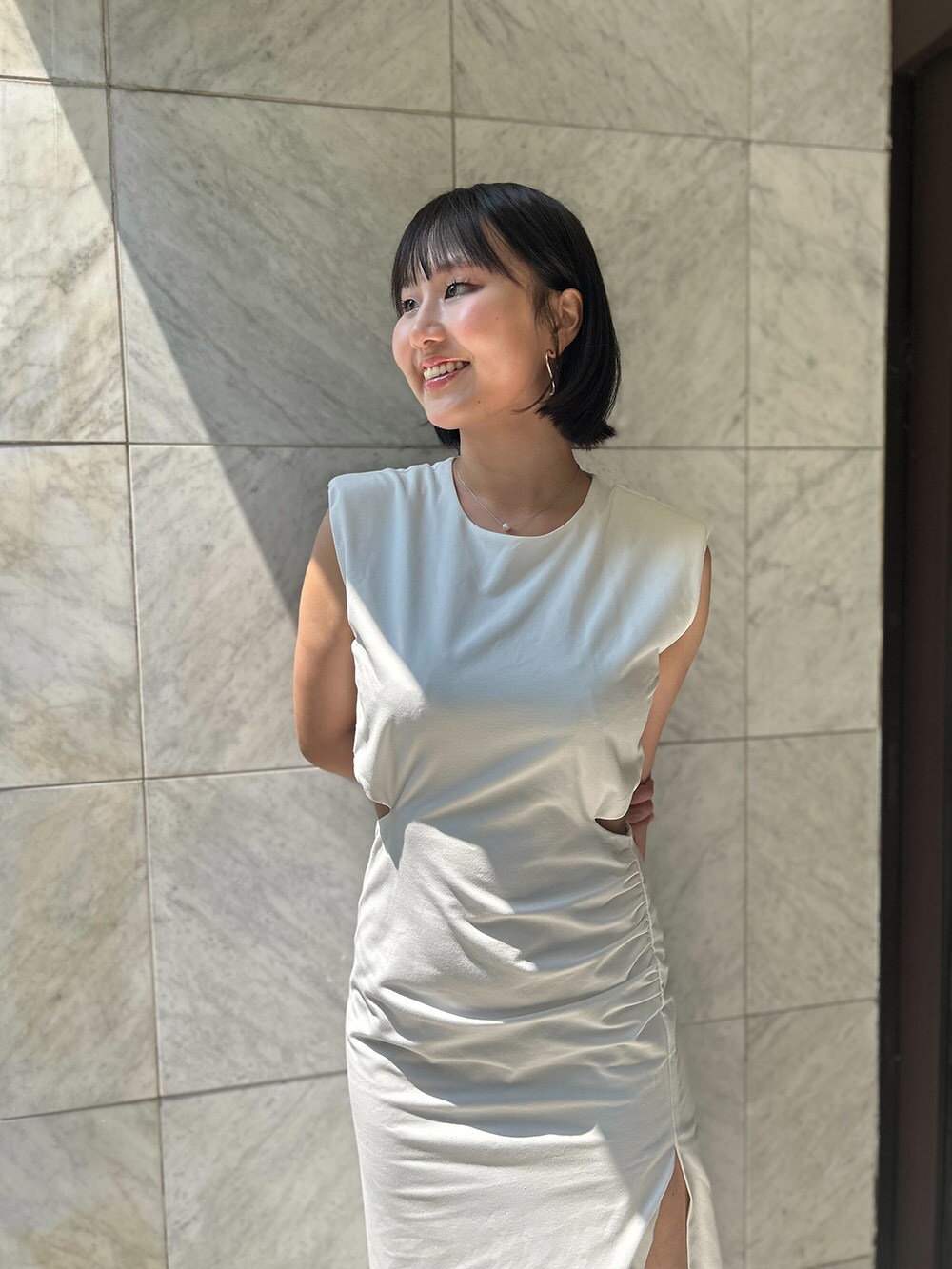 撮影中、目線をそらす指示を受けて撮ったお気に入りの1枚。目線の先には緑のきれいな植物があった(撮影/Jo Moriyama)