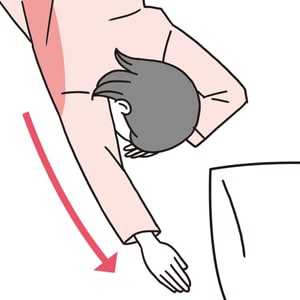 ベッドで｜ひねって腰まわりをほぐす