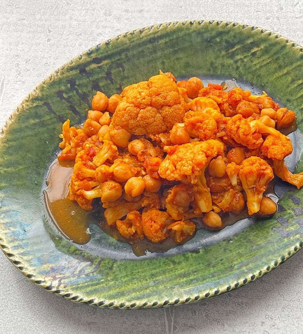 カリフラワーとひよこ豆のサブジ